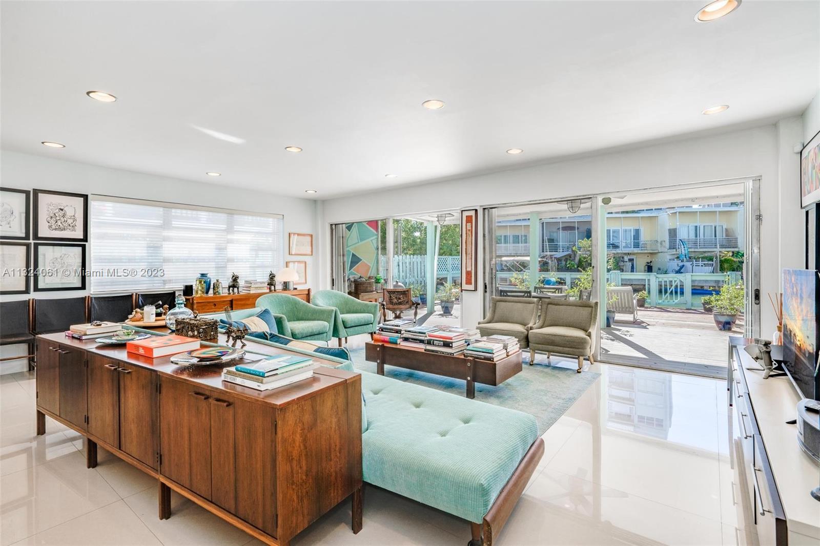 830 Raymond St 830, Miami Beach, FL 33141