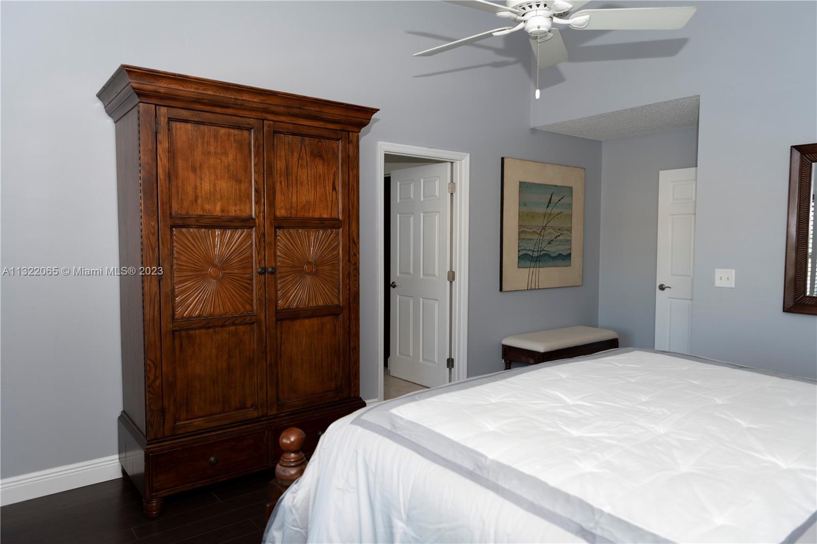 Listing Photo 23
