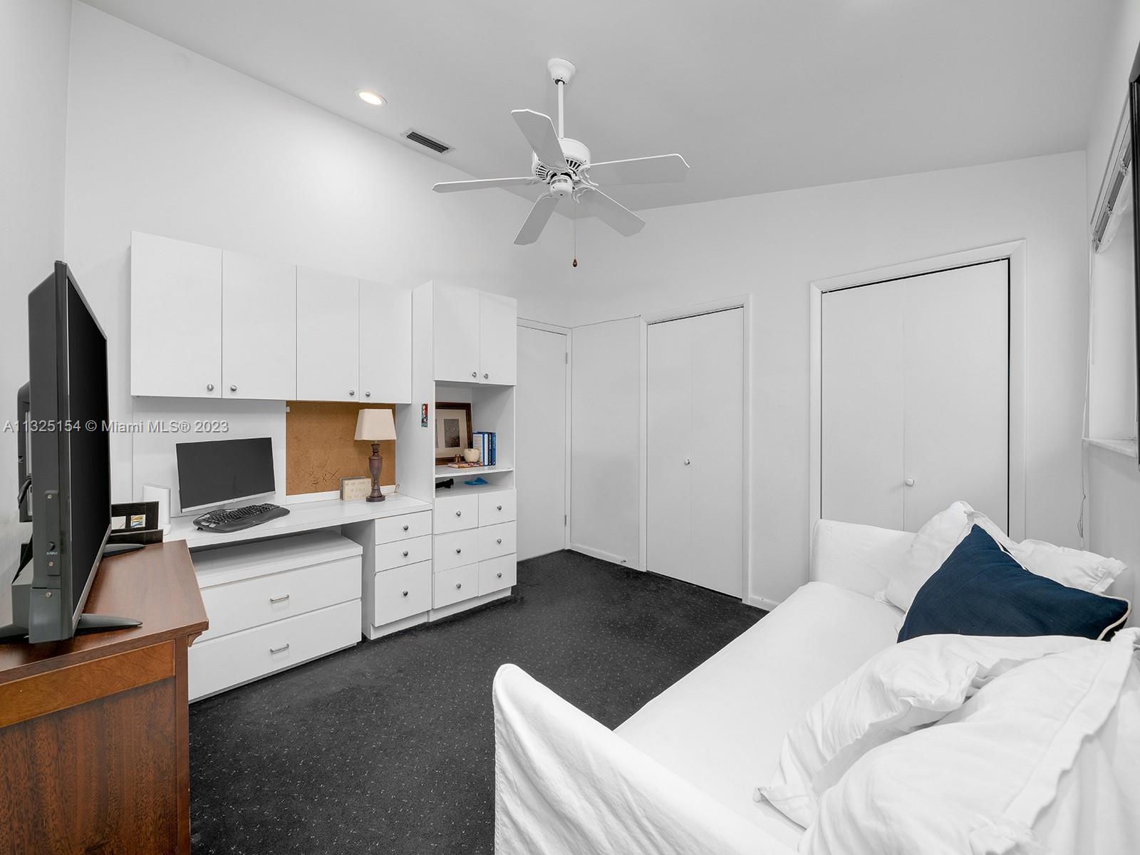 Listing Photo 17