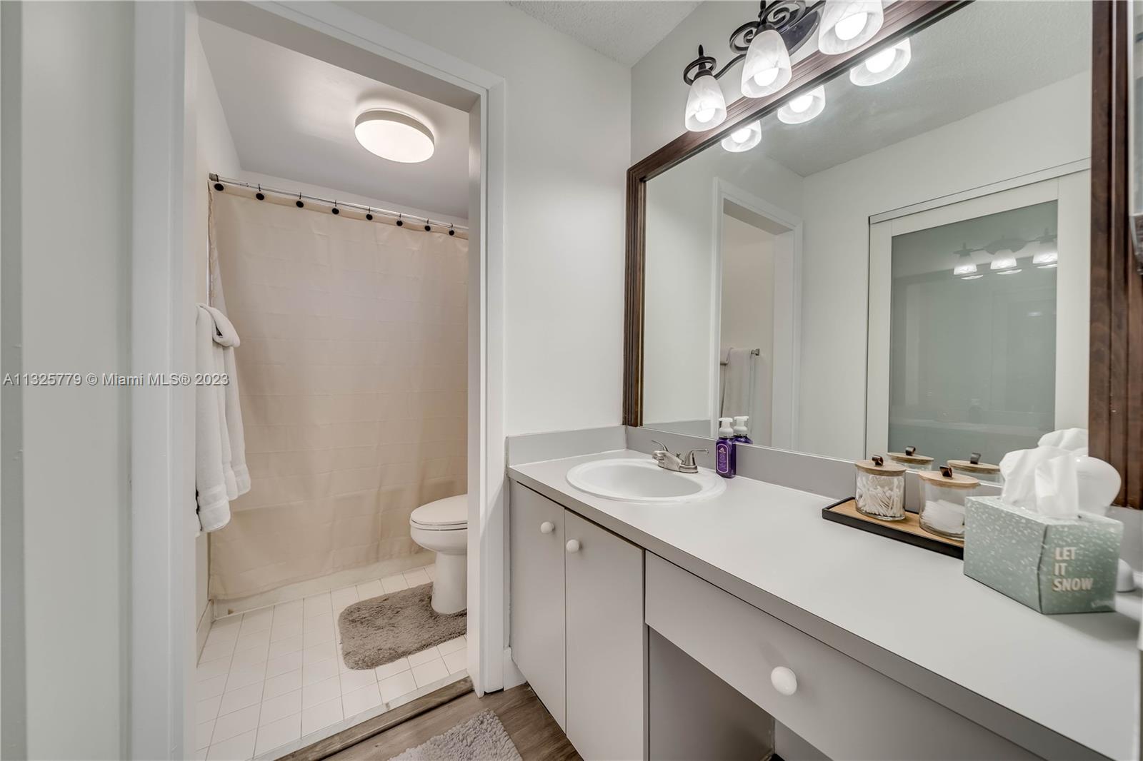 Listing Photo 15