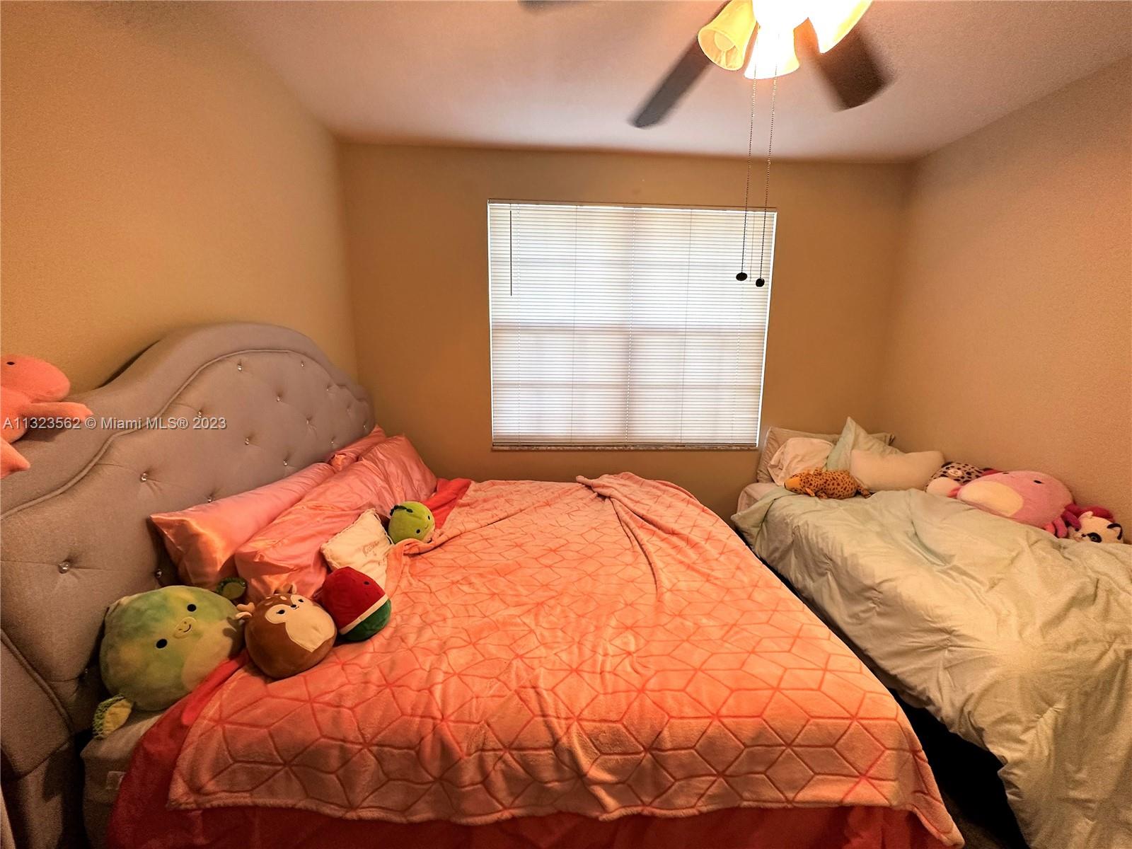 2nd bedroom