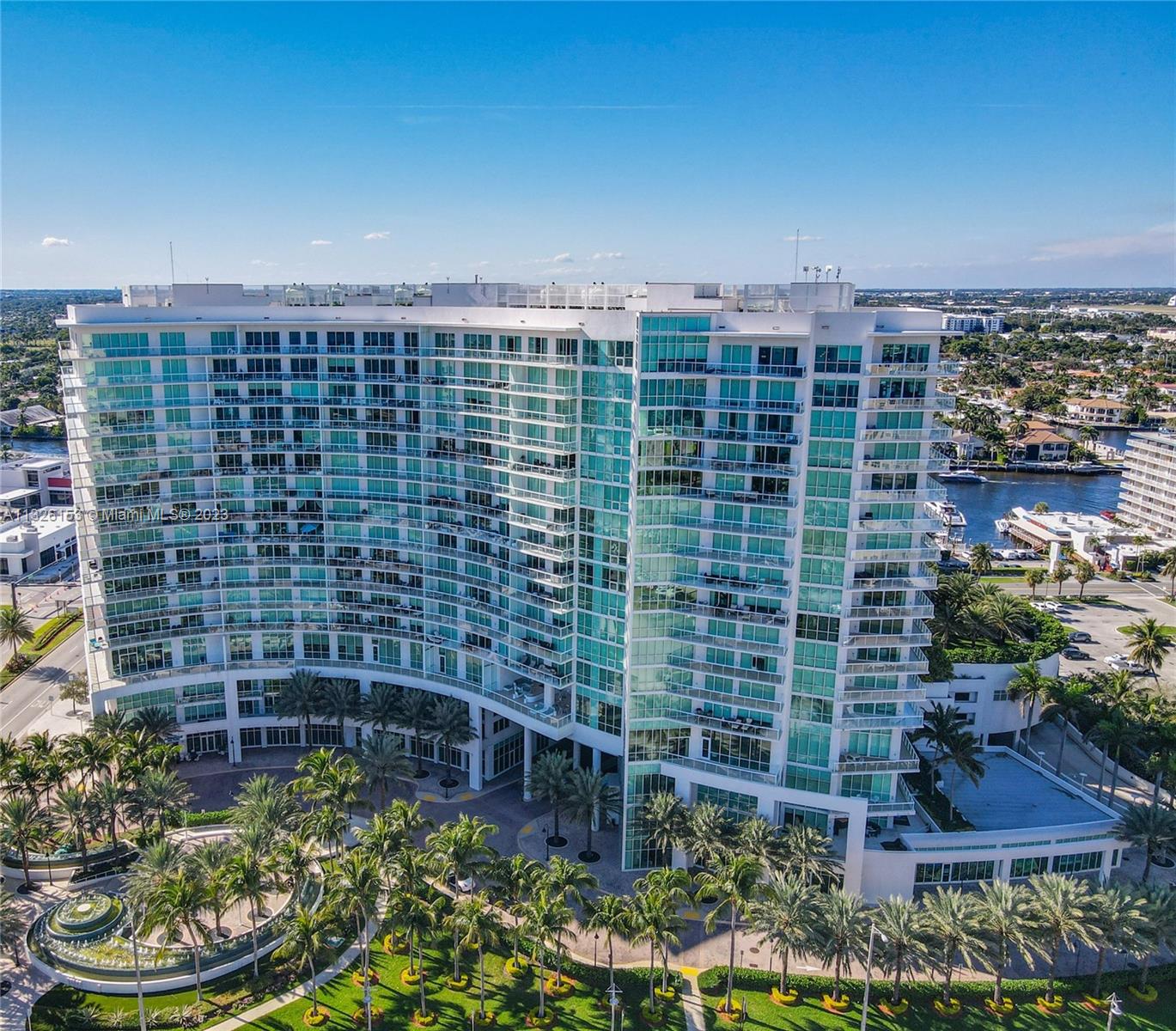 1 N Ocean Blvd 103