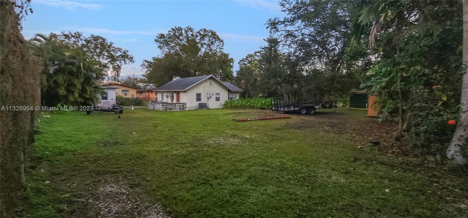 2009 SW 18th Ave  For Sale A11326954, FL