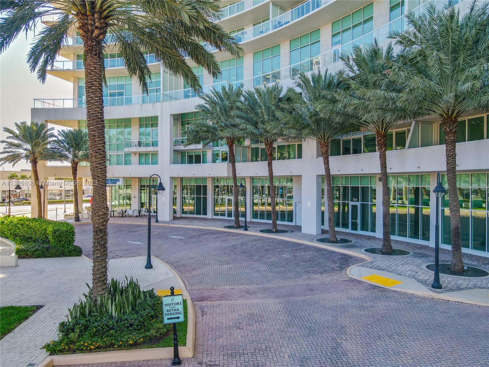 1 N Ocean Blvd 104