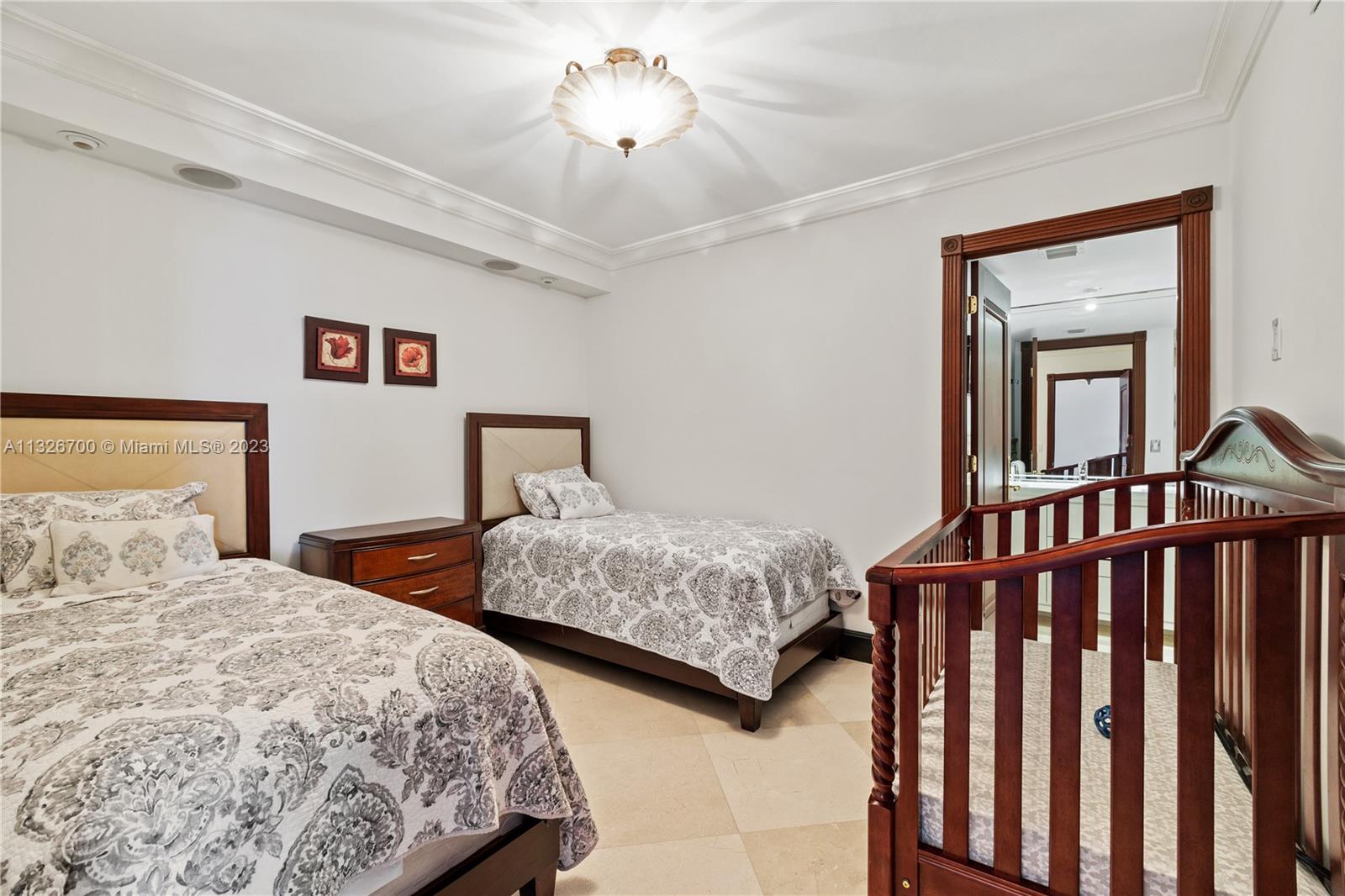 Listing Photo 22