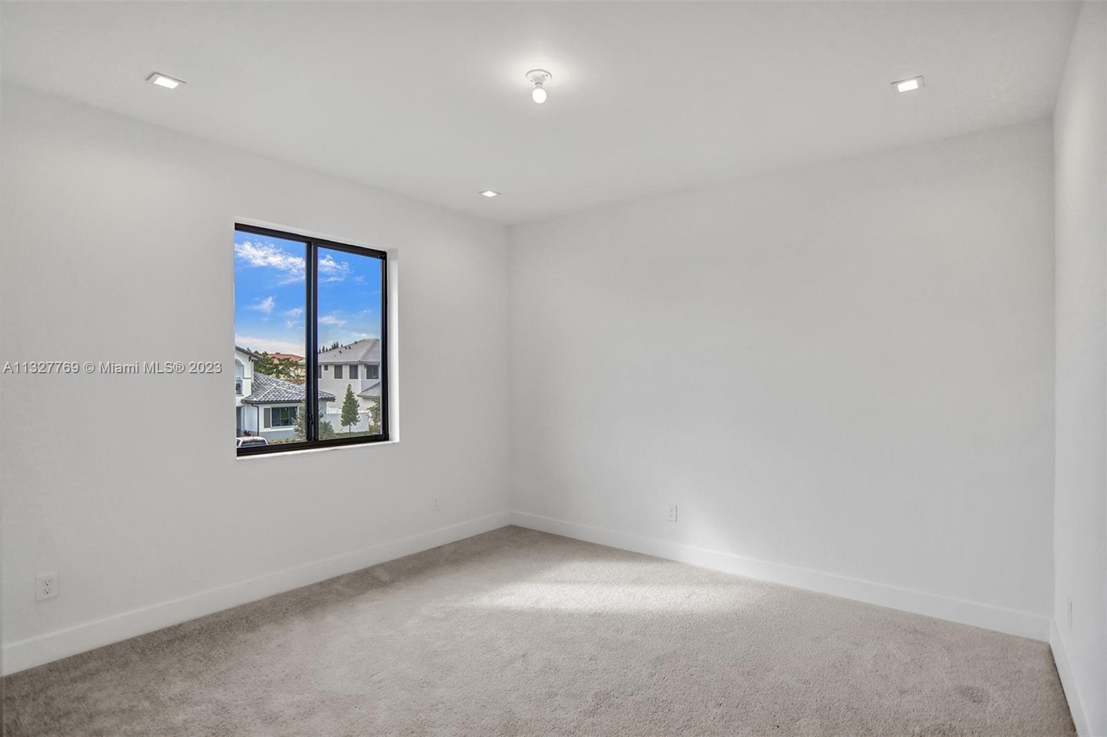 Listing Photo 52