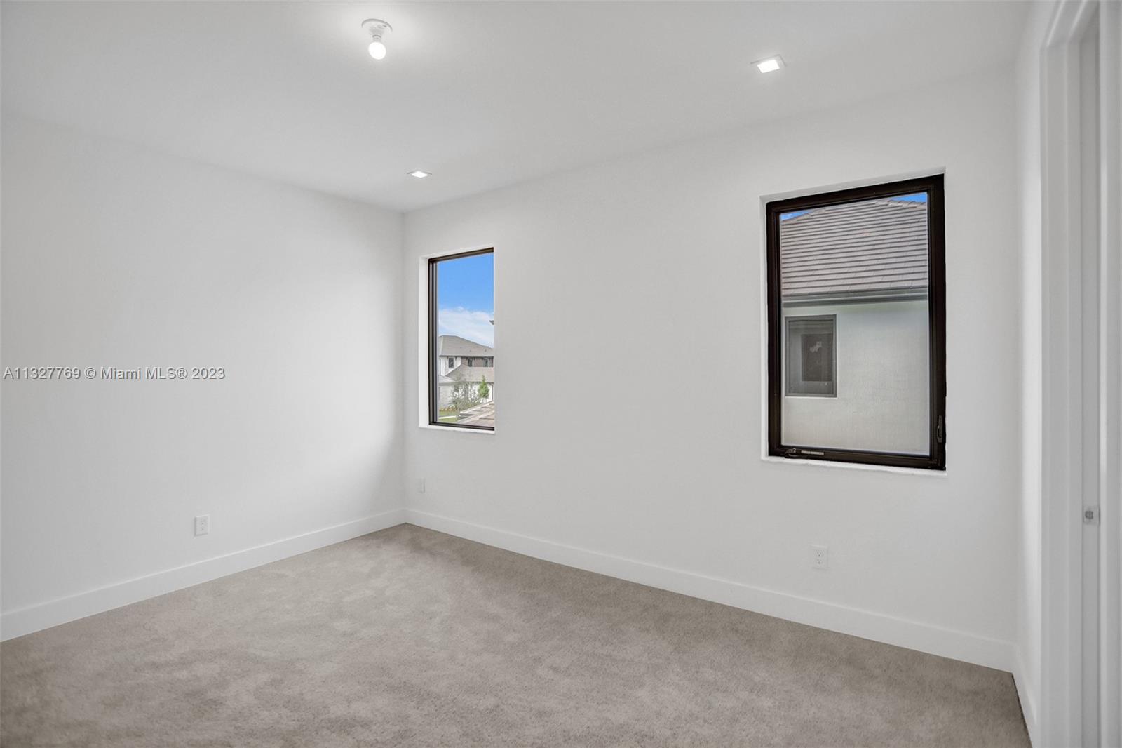 Listing Photo 61