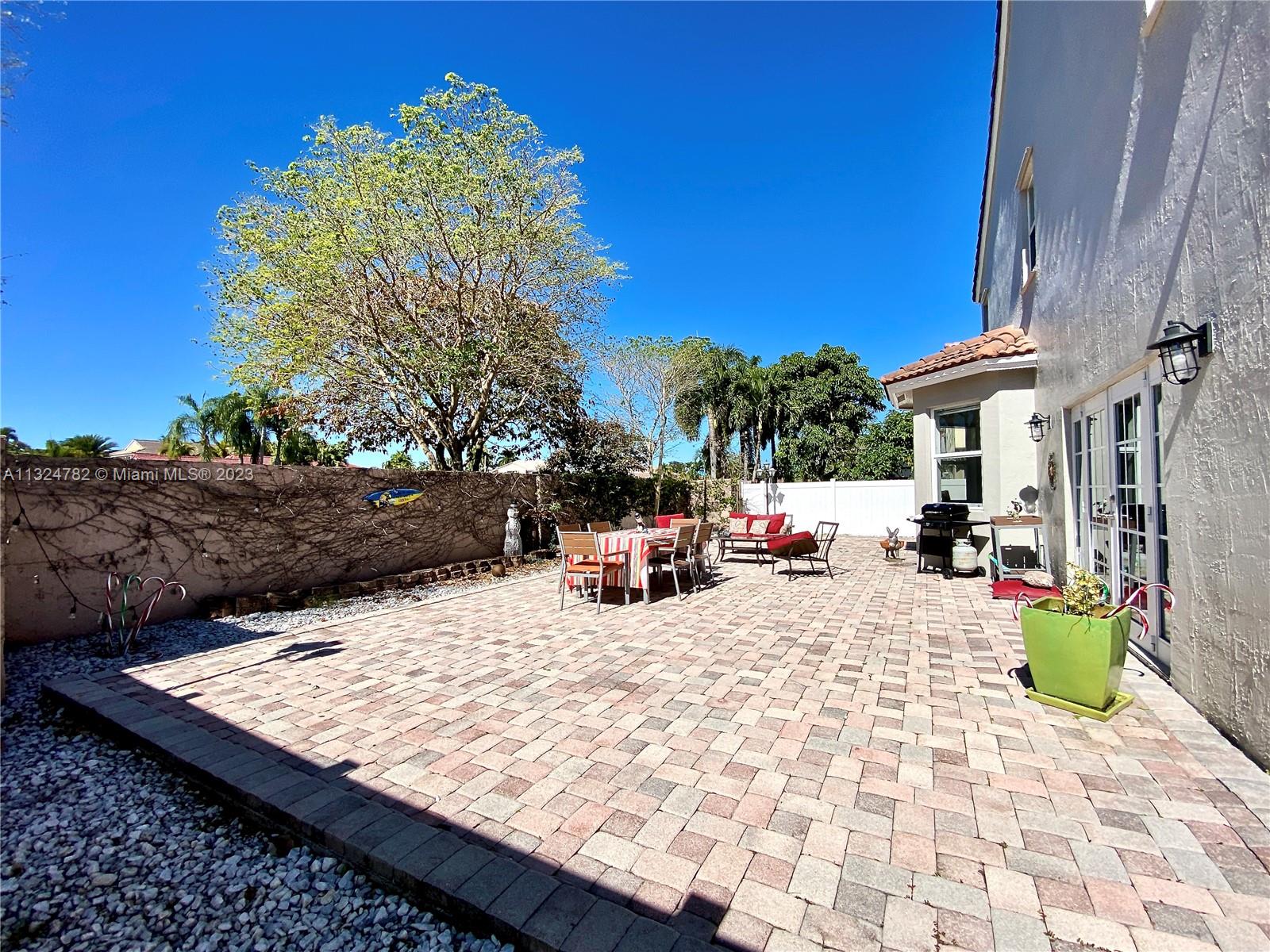 Listing Photo 25
