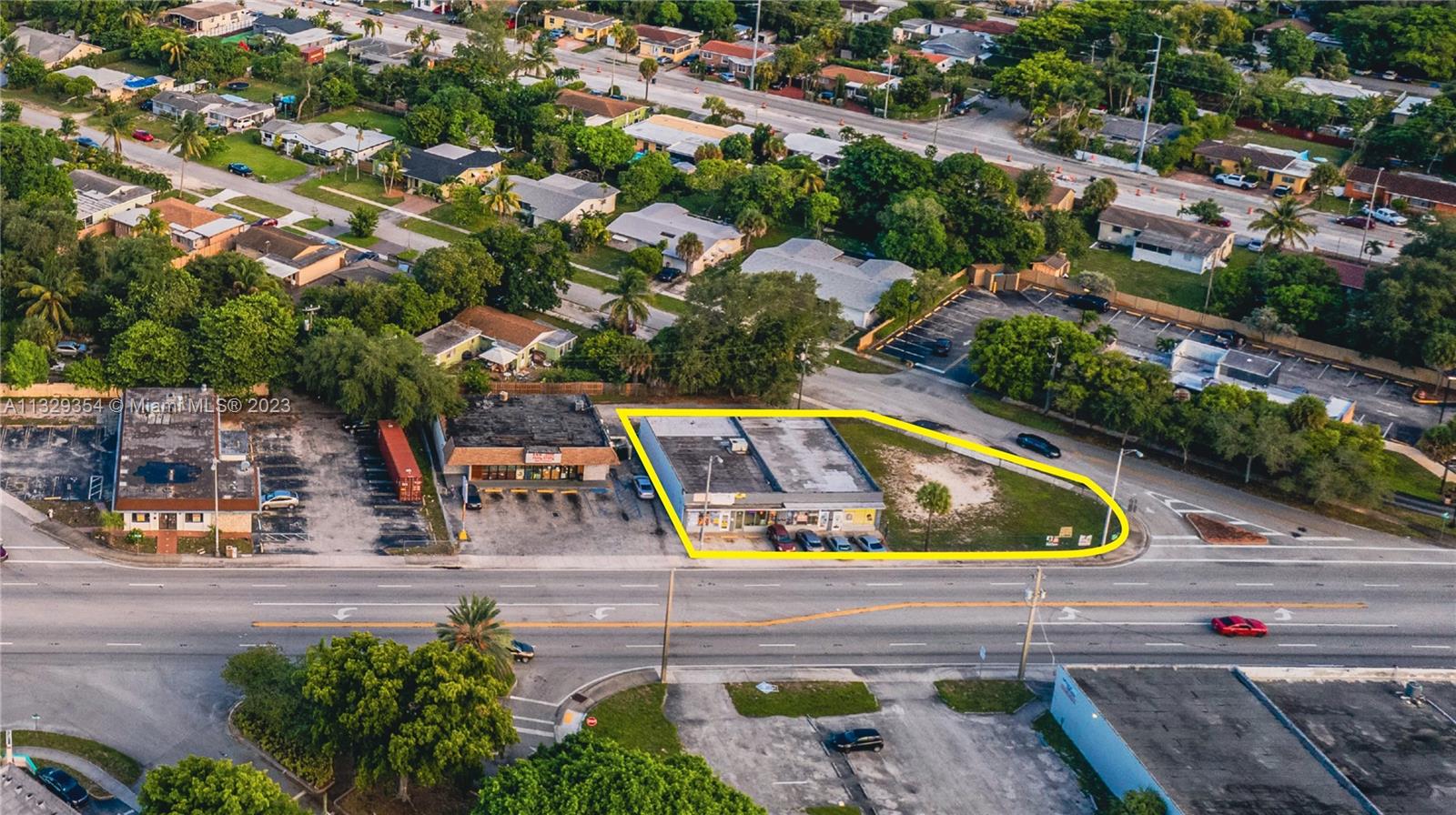 13639 W Dixie Hwy  For Sale A11329354, FL