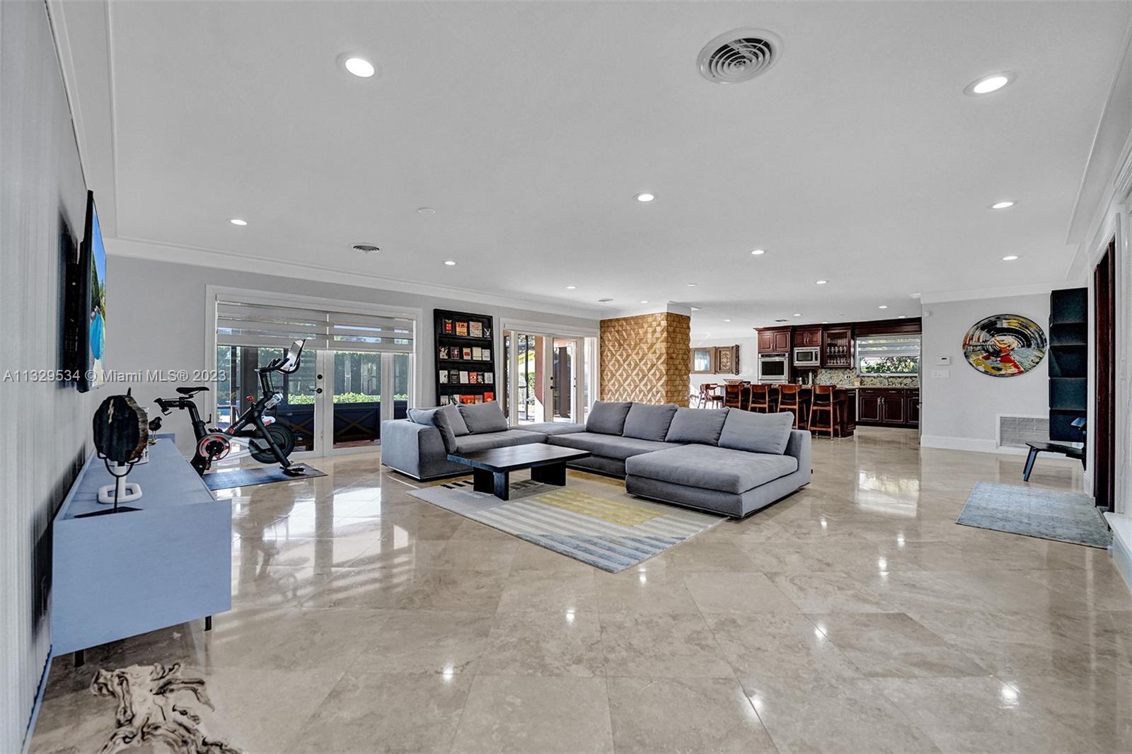 Listing Photo 7