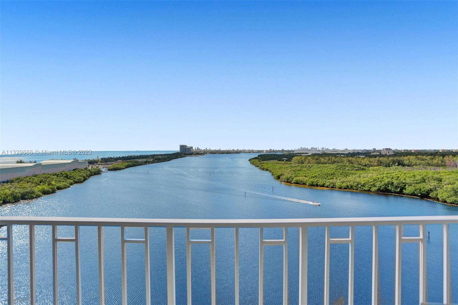 500  Bayview Dr #1728 For Sale A11329666, FL