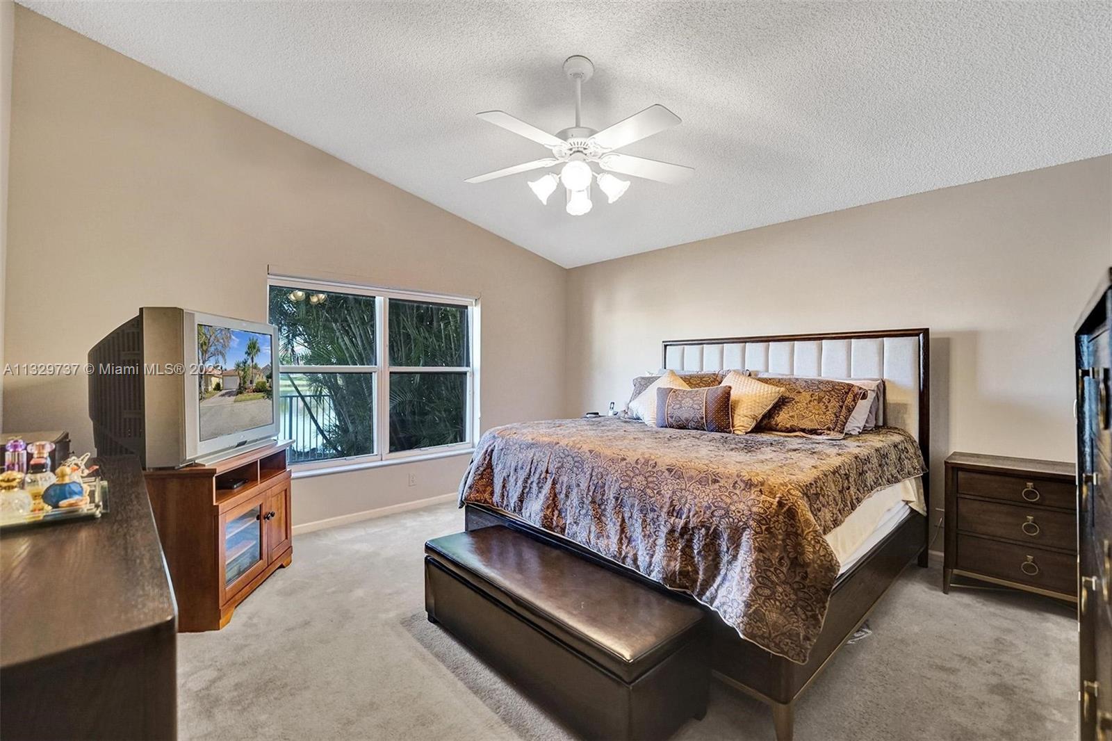 Listing Photo 25