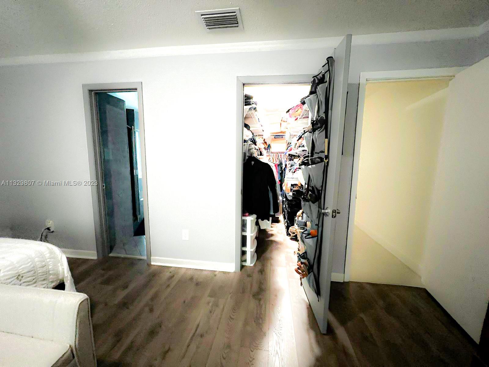 Listing Photo 34