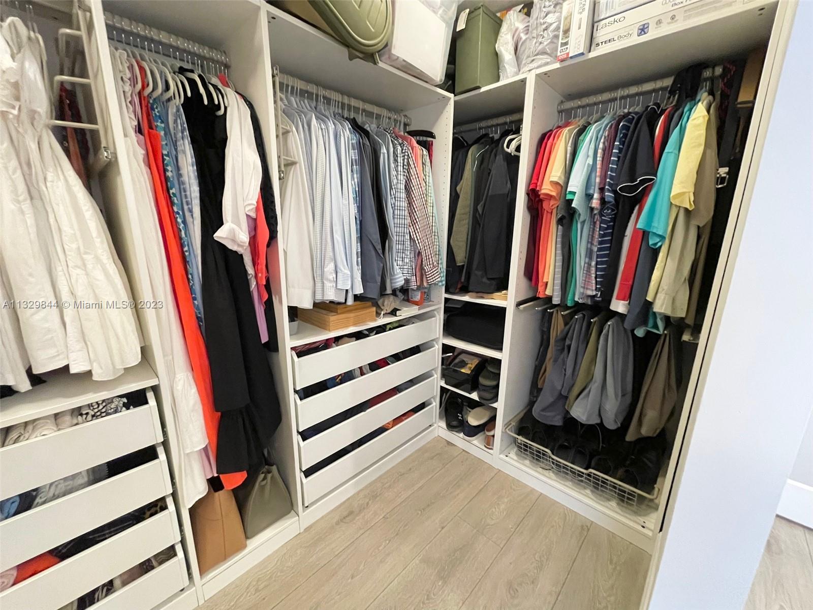 Listing Photo 11