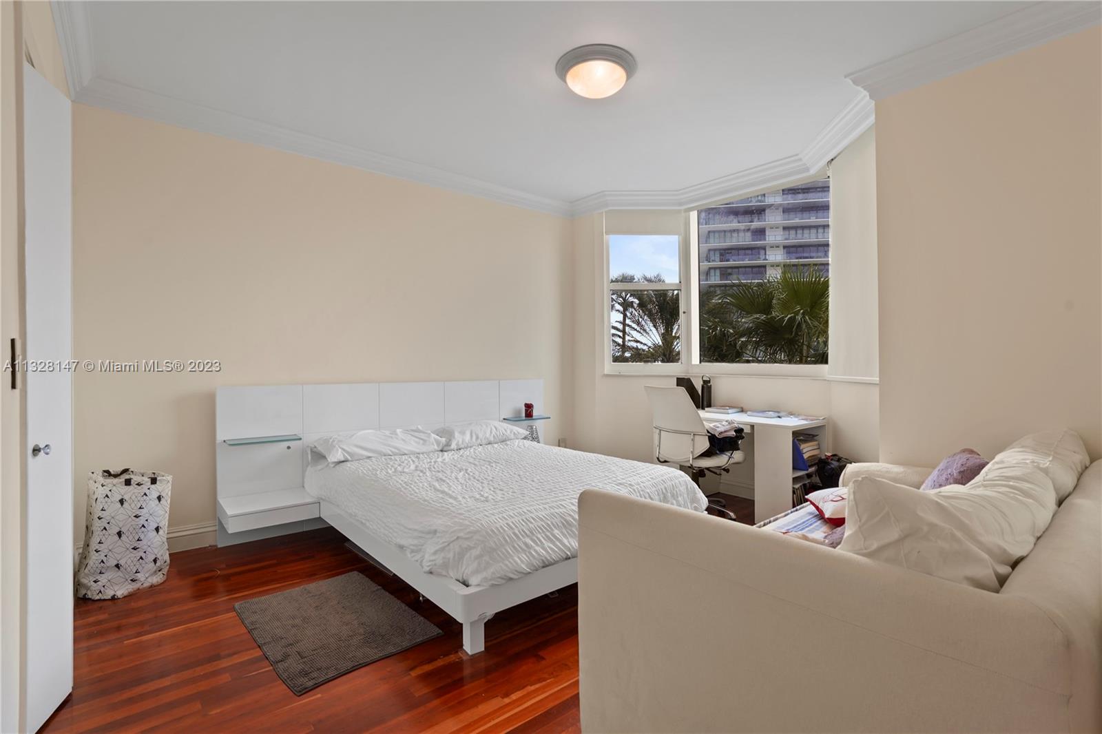 Listing Photo 16