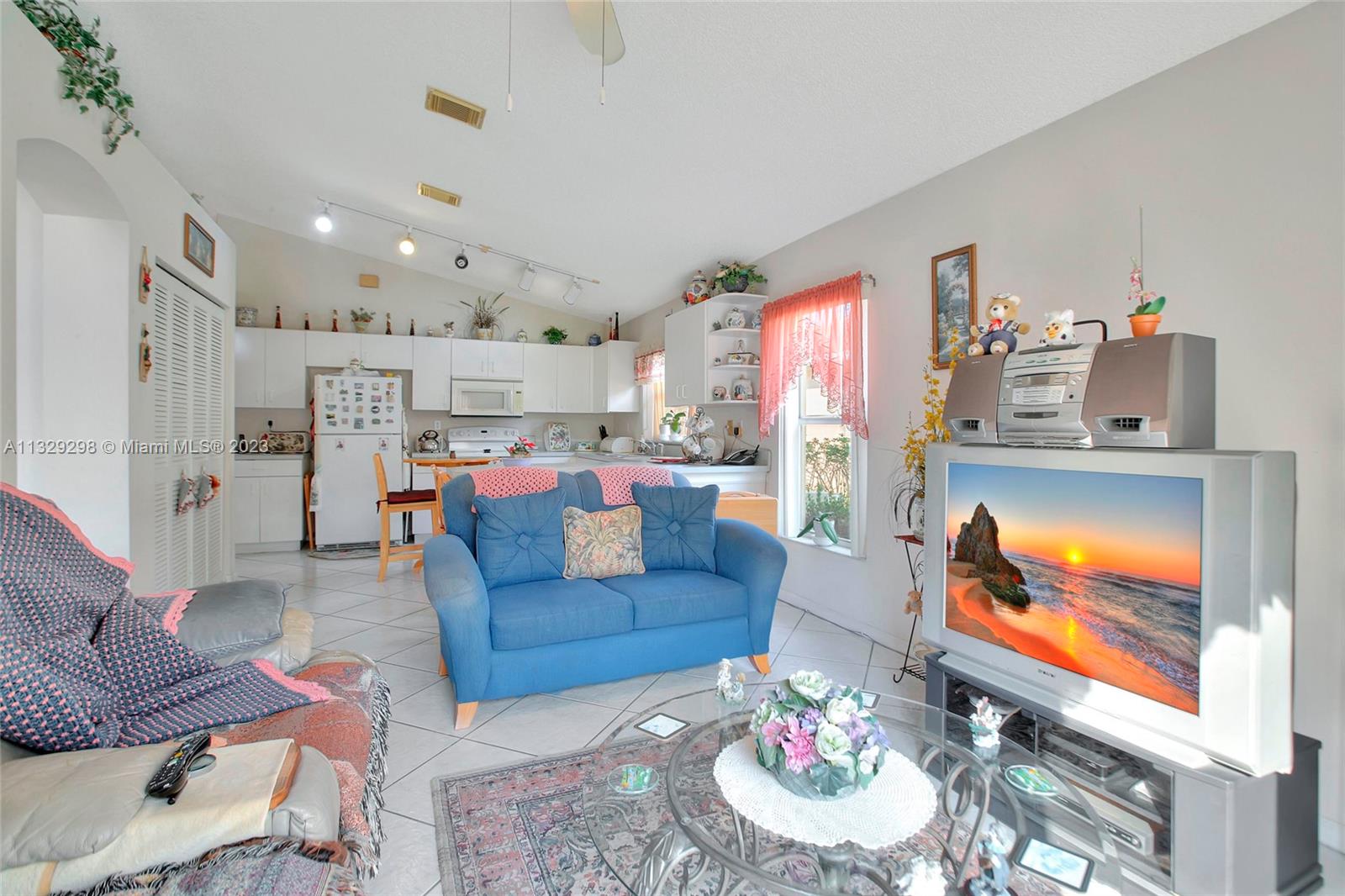 Listing Photo 13