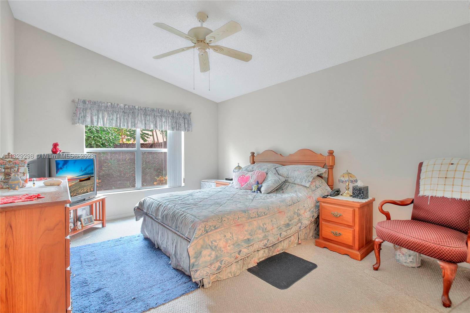 Listing Photo 17