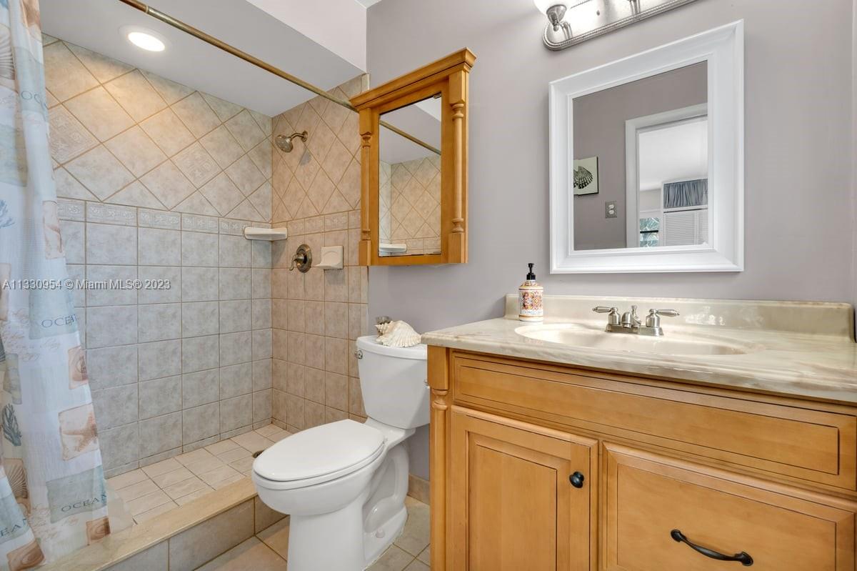 Listing Photo 14