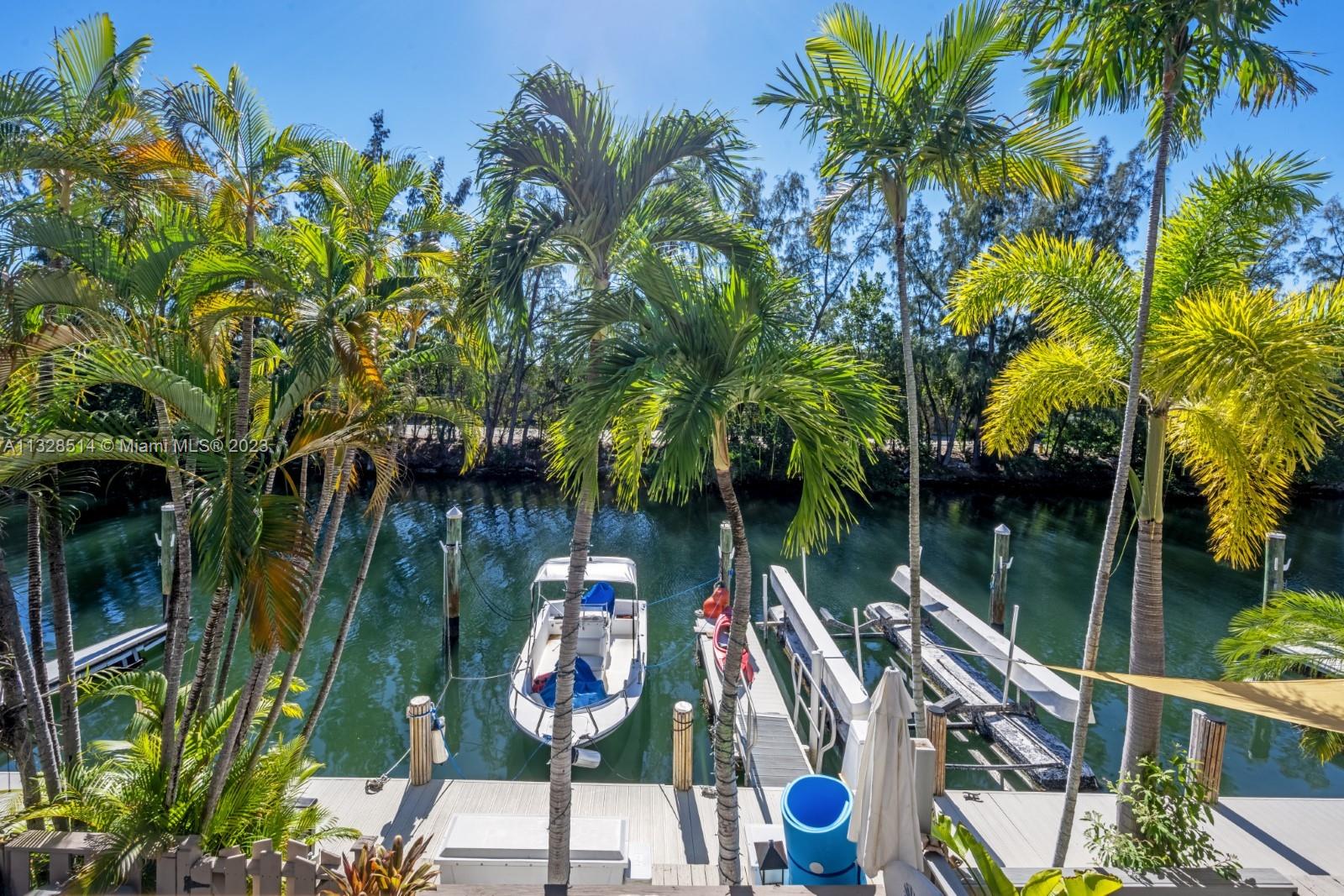 Large waterfront patio