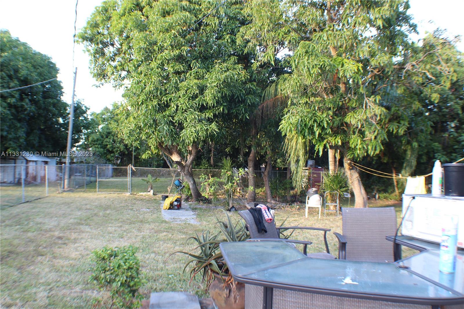 Listing Photo 9