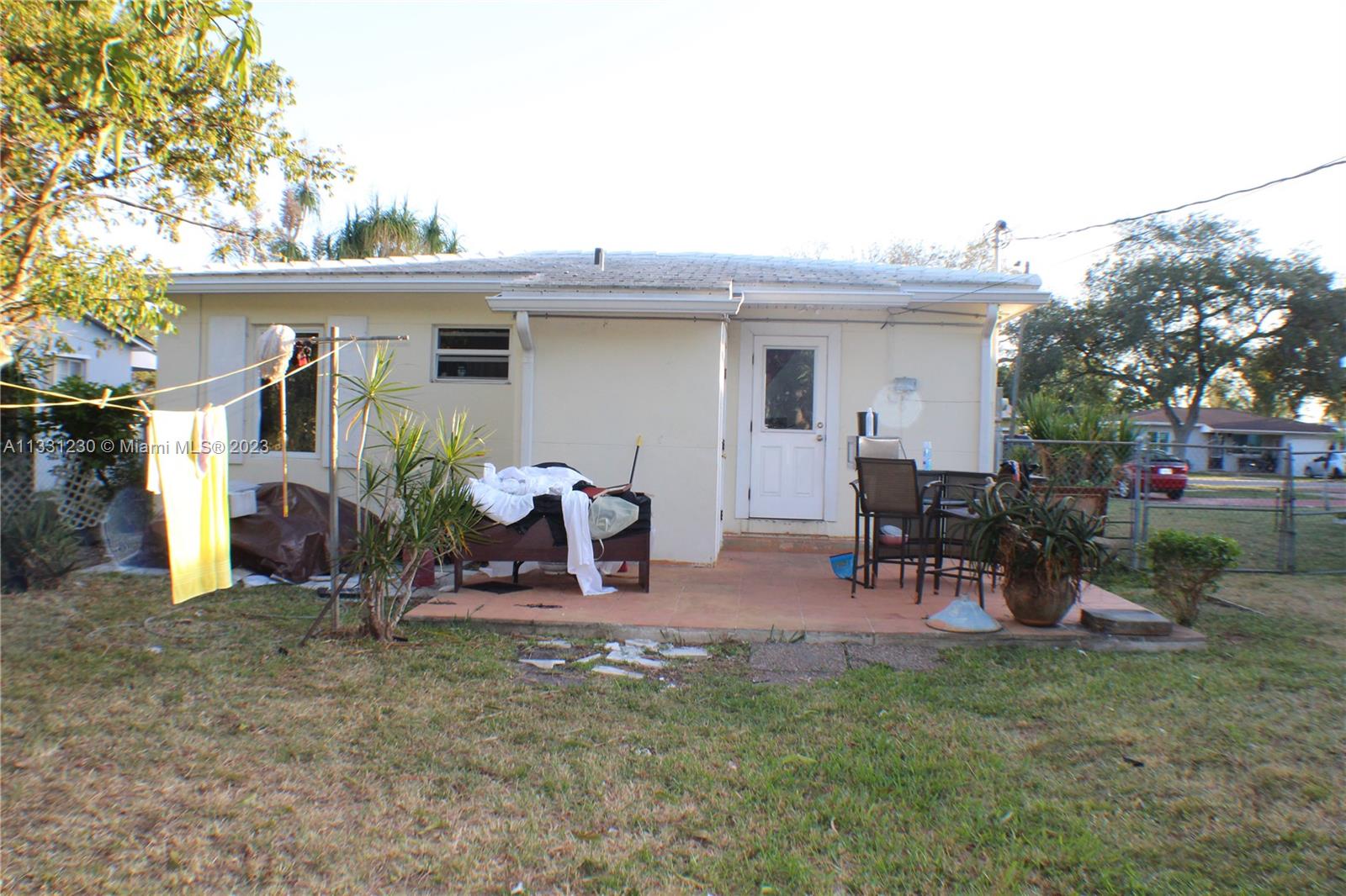 Listing Photo 12