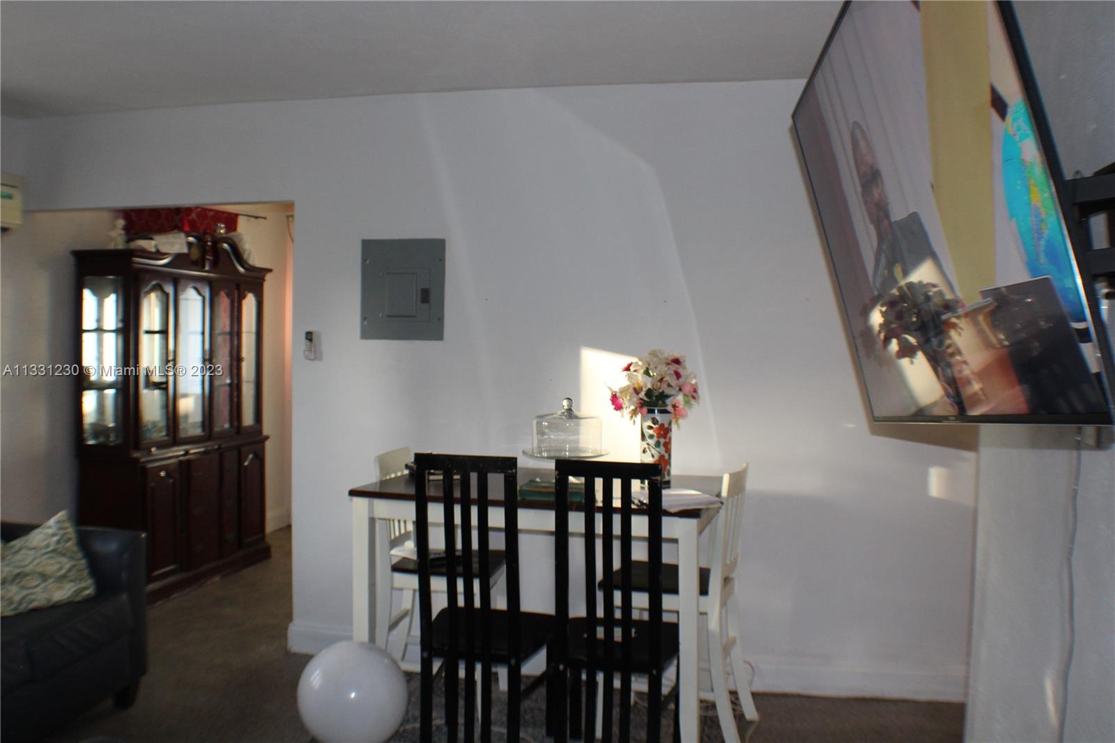 Listing Photo 17