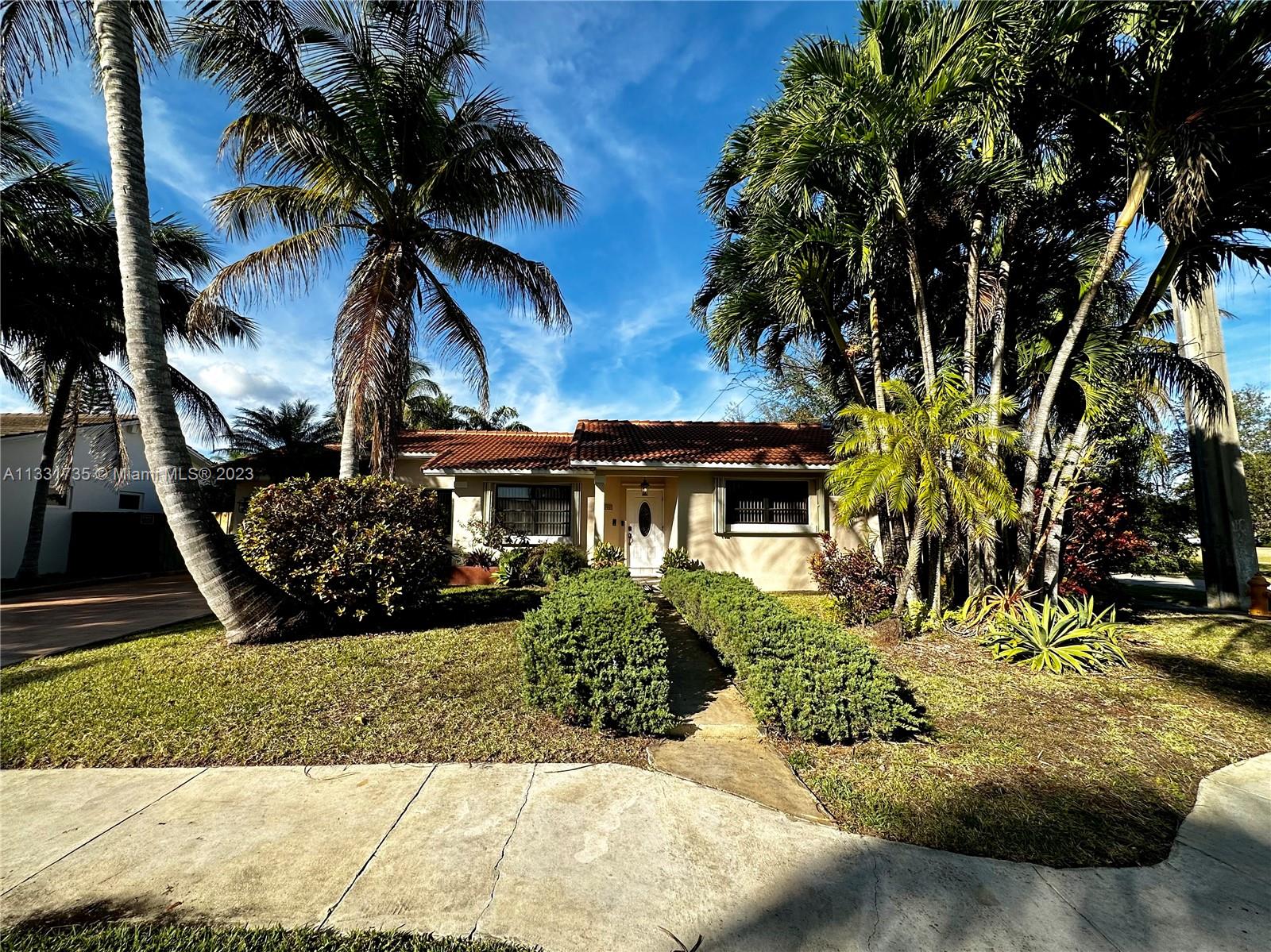 8901 SW 160th St  For Sale A11331735, FL