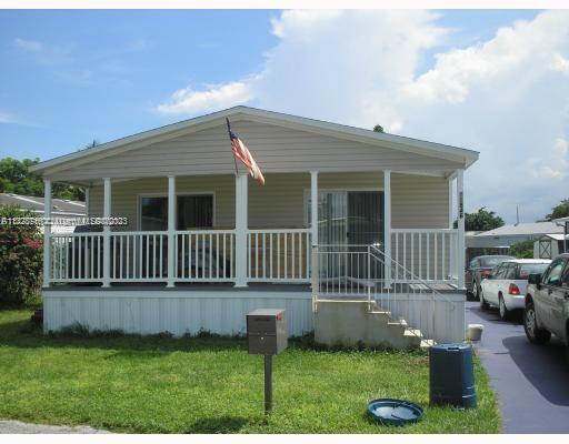 11846  Watergate Cir  For Sale A11328716, FL