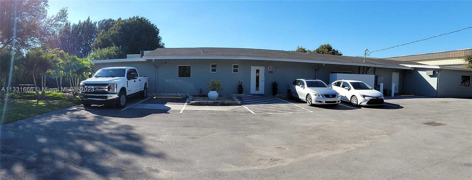 4182 S University Dr  For Sale A11331666, FL