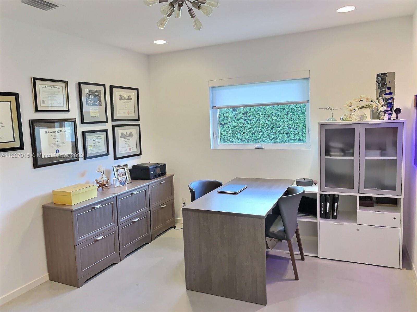 Listing Photo 17