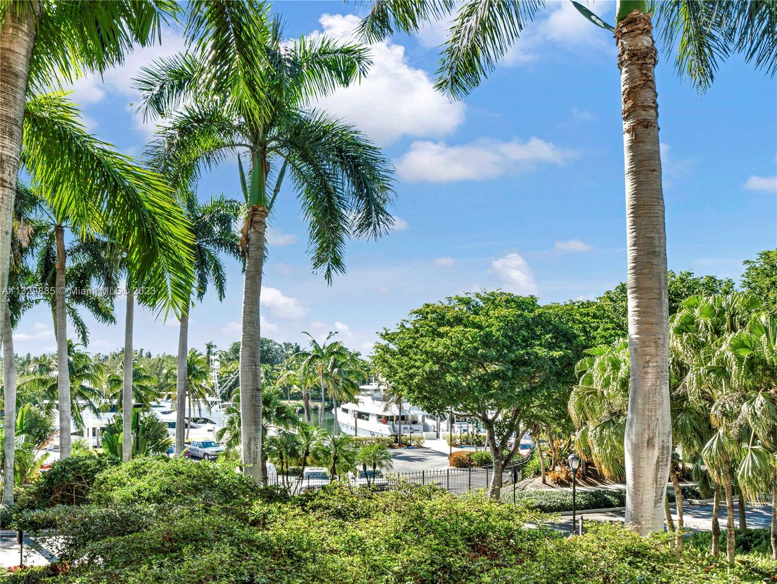 13641 Deering Bay Dr 127, Coral Gables, FL 33158