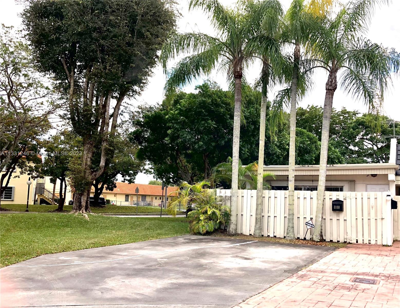 8100 SW 81st Ter, Miami, FL 33143