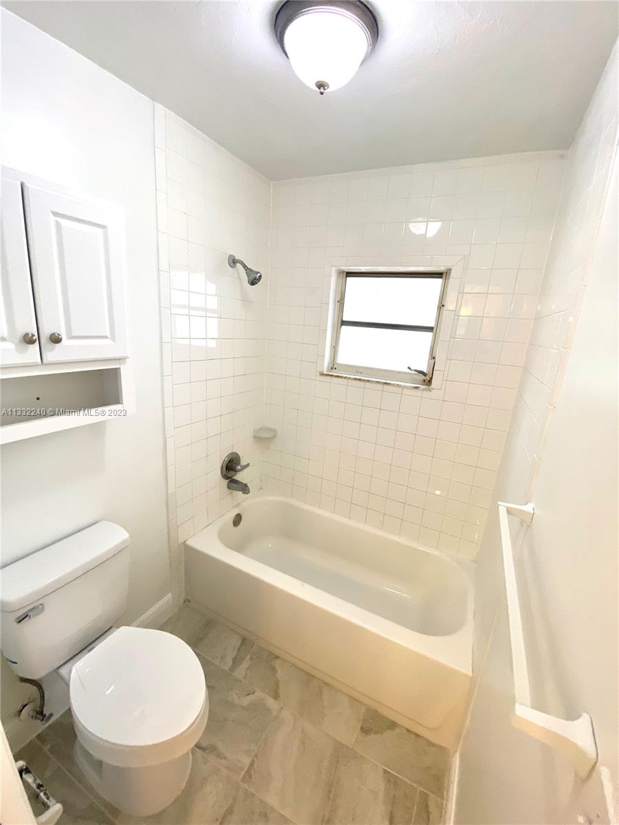Listing Photo 14
