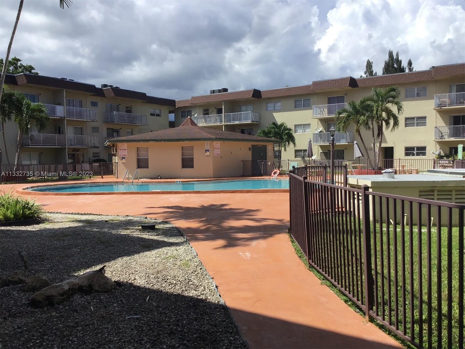 7505 SW 82nd St 102