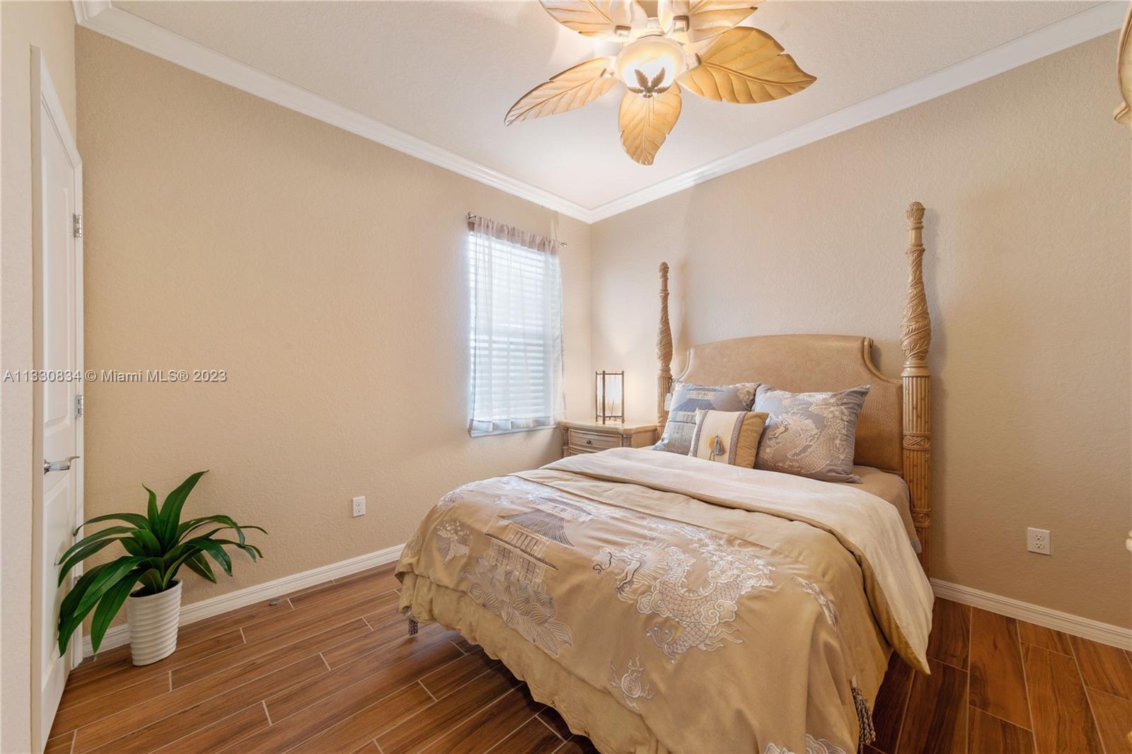 Listing Photo 17