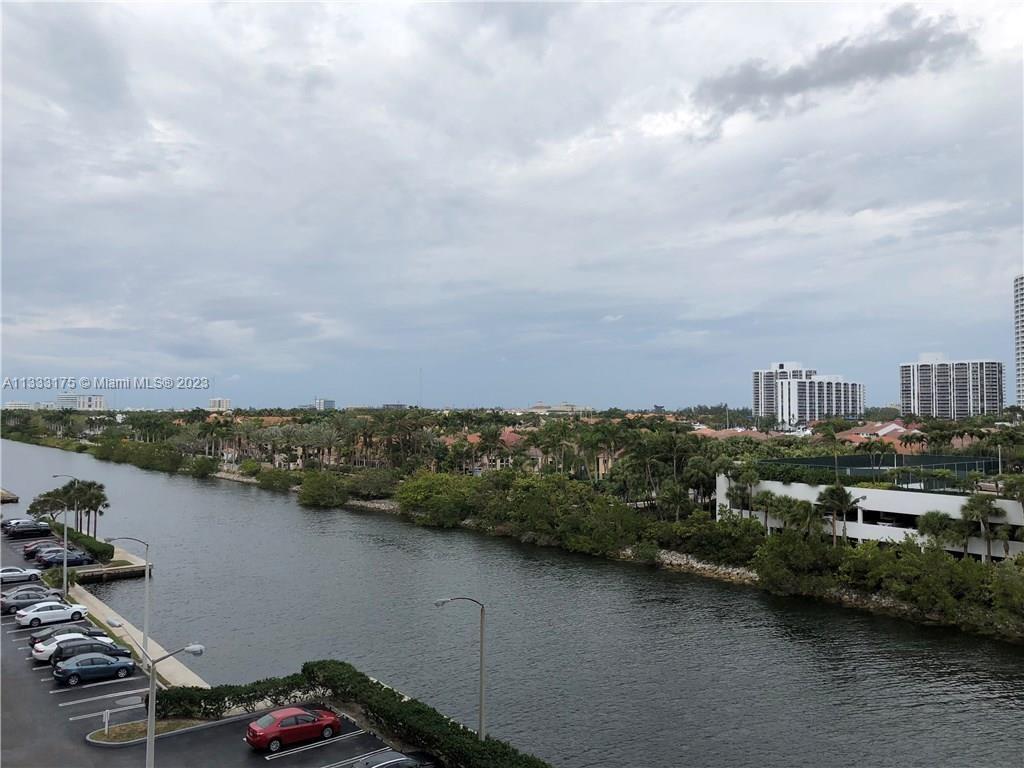 CANAL VIEW