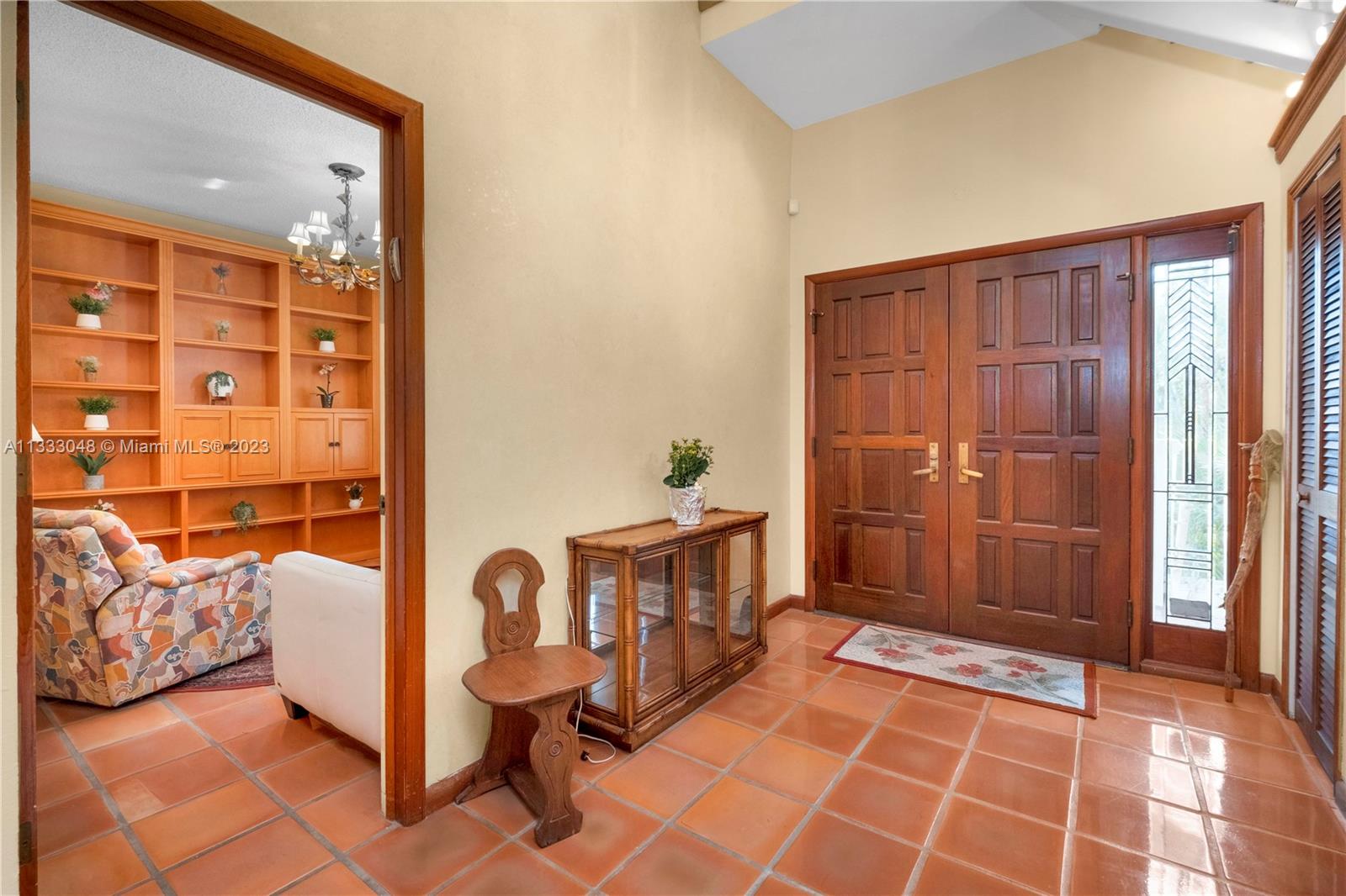spacious foyer