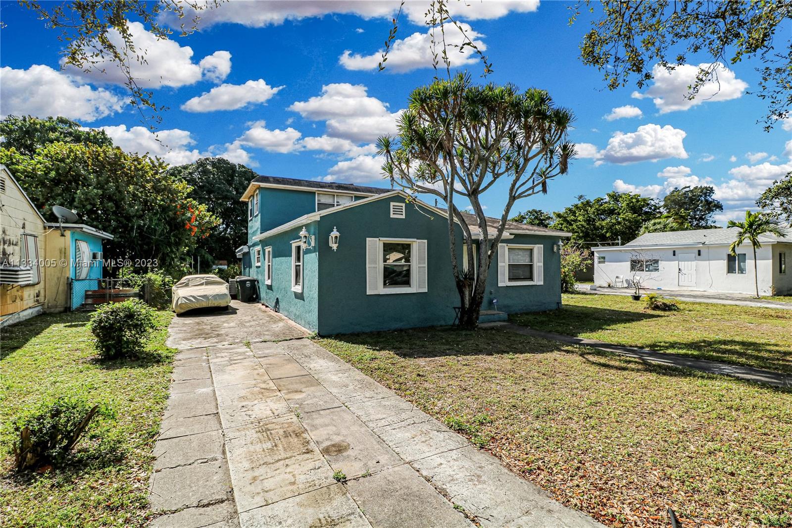 Photo 2 of 920 125th St in North Miami - MLS A11334005