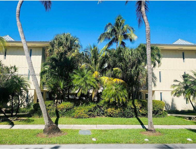 Beautiful updated corner unit in the heart of Key Biscayne. 2 bedrooms, 2 baths condo with tile floors throughout, impact windows, washer/dryer inside the unit, plantation shutters and fully furnished.  The unit comes with 1 assigned parking space.  Steps from the beach – 1 year minimum rental. No pets.
