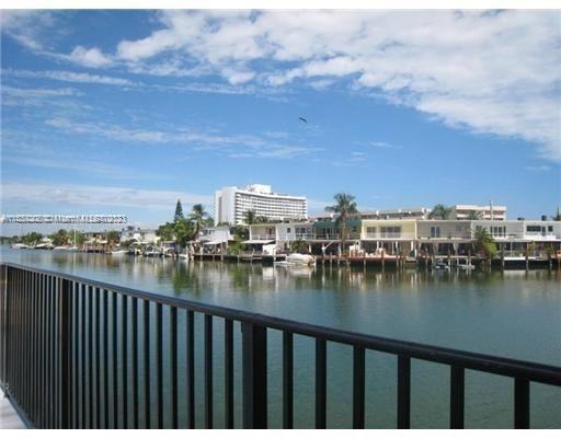 7125  Bay Dr #502 For Sale A11334308, FL