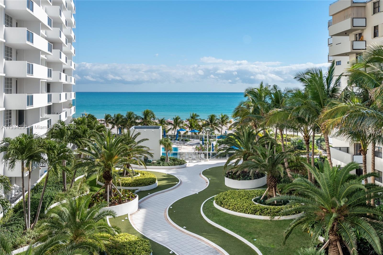 Photo 2 of Decoplage Apt 619 in Miami Beach - MLS A11334230