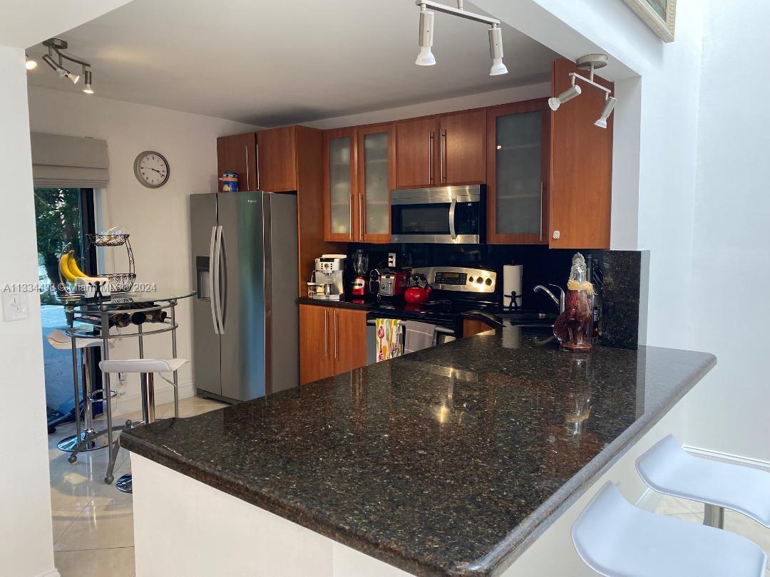 Listing Photo 10