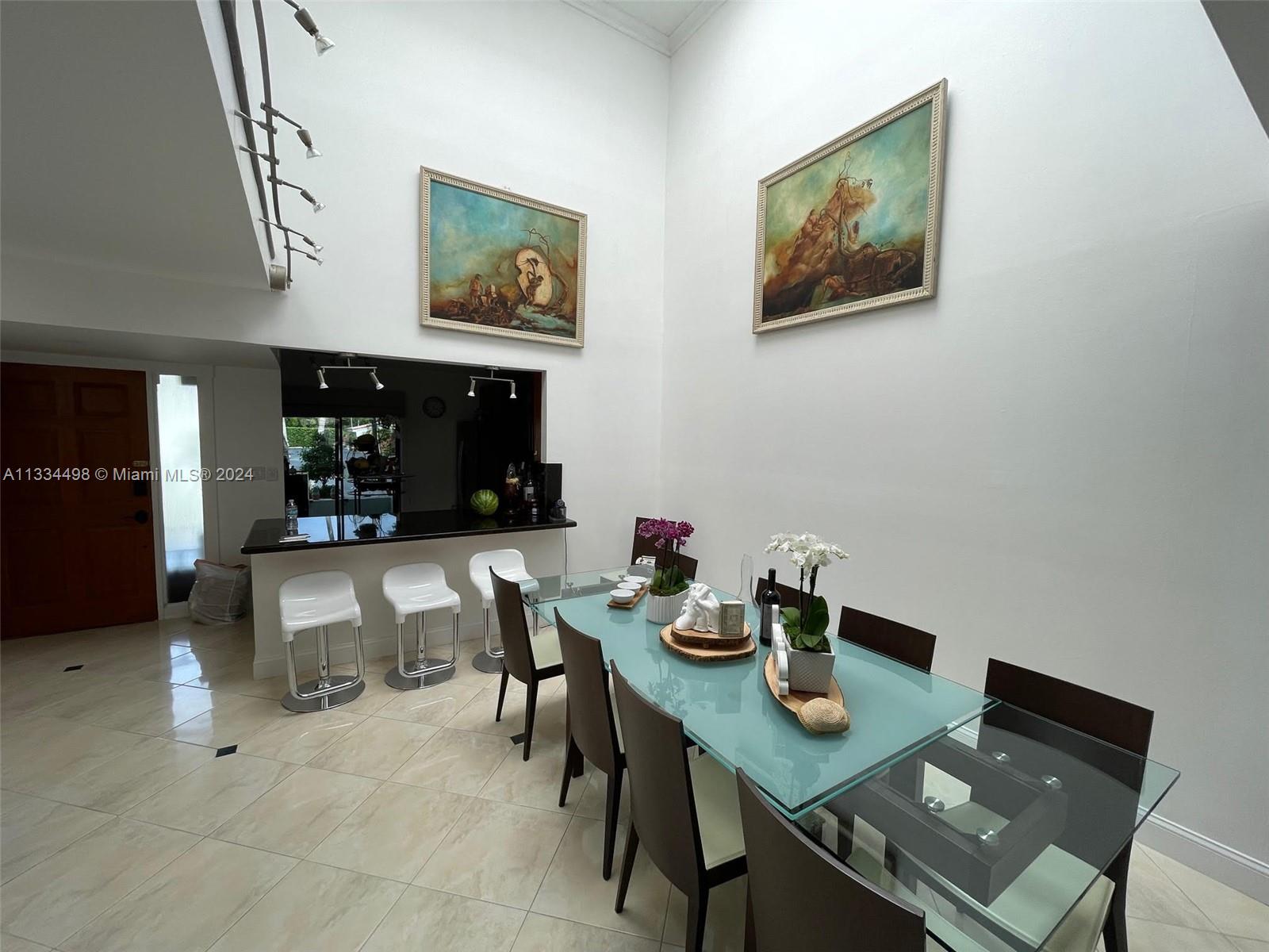Listing Photo 11