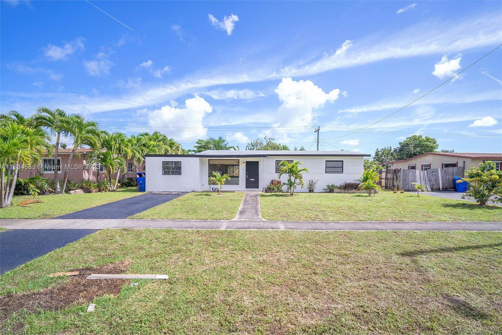 411 N 70th Ave  For Sale A11334683, FL