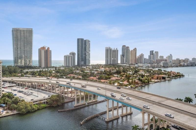 South / East City landscape and Ocean / Intracoastal views All in One from Balcony