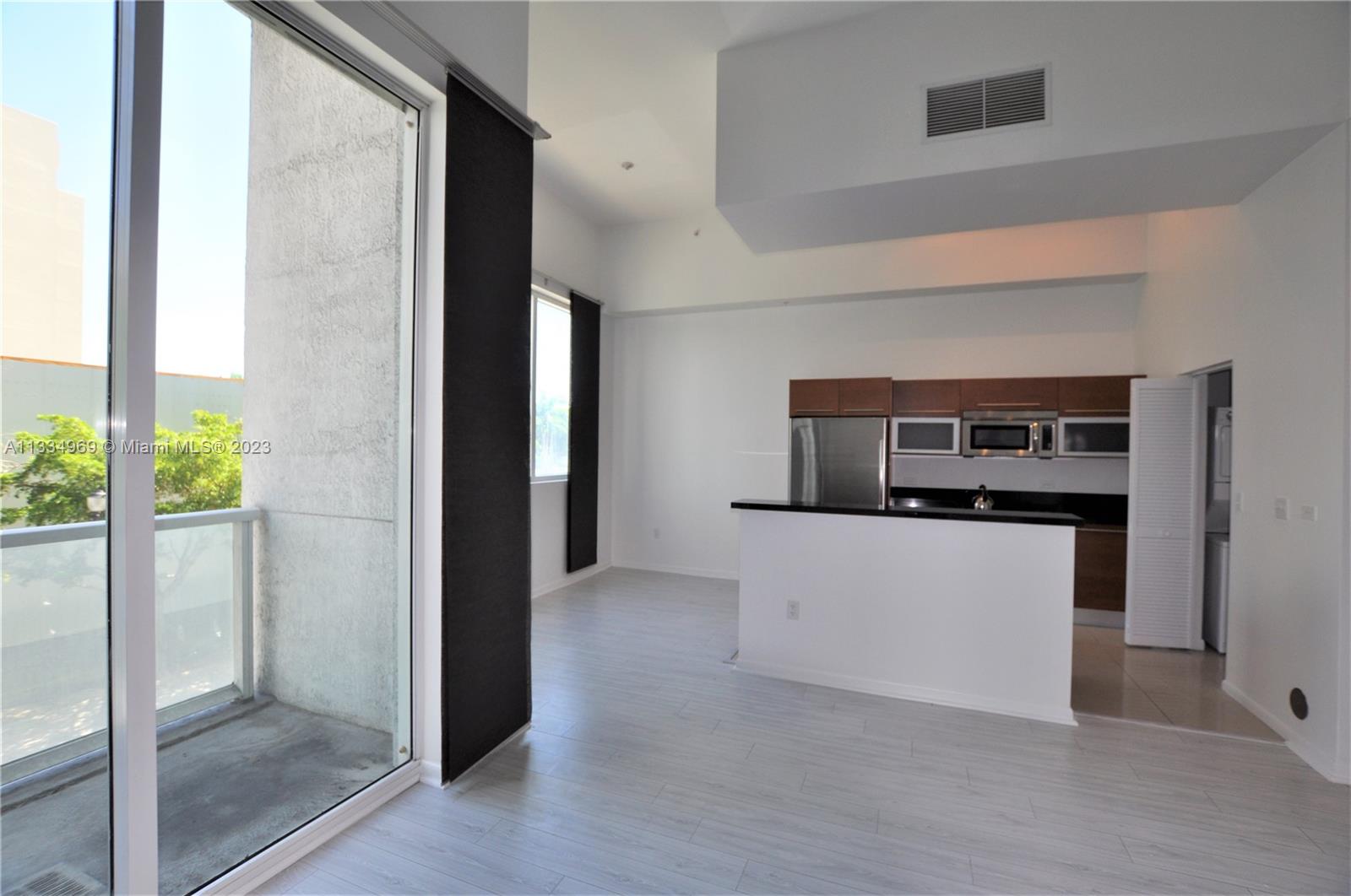 244 Biscayne Blvd 208, Miami, FL 33132