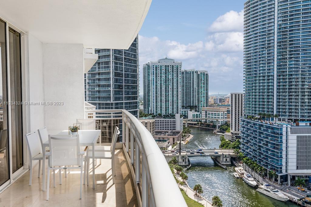 Luxury turnkey condo at the highly desirable Carbonell in Brickell Key. This impeccable 3
Bedrooms, 2.5 Bathrooms has spectacular ample natural light & incredible sunsets. Residence
10ft ceilings has been professionally renovated from top-to-bottom with only the finest
designer-curated finishes. Warm tones and rich textures are used throughout to create
spaces that are striking & modern yet comfortable for entertaining and everyday living. The
primary suite offers both bay & city views. Large closets with custom cabinetry. The
Carbonell is a full-service building with a state-of-the-art fitness center, Basketball
Court, and a gorgeous lobby. The unit comes with two parking spaces & two air-conditioned
storage units.
