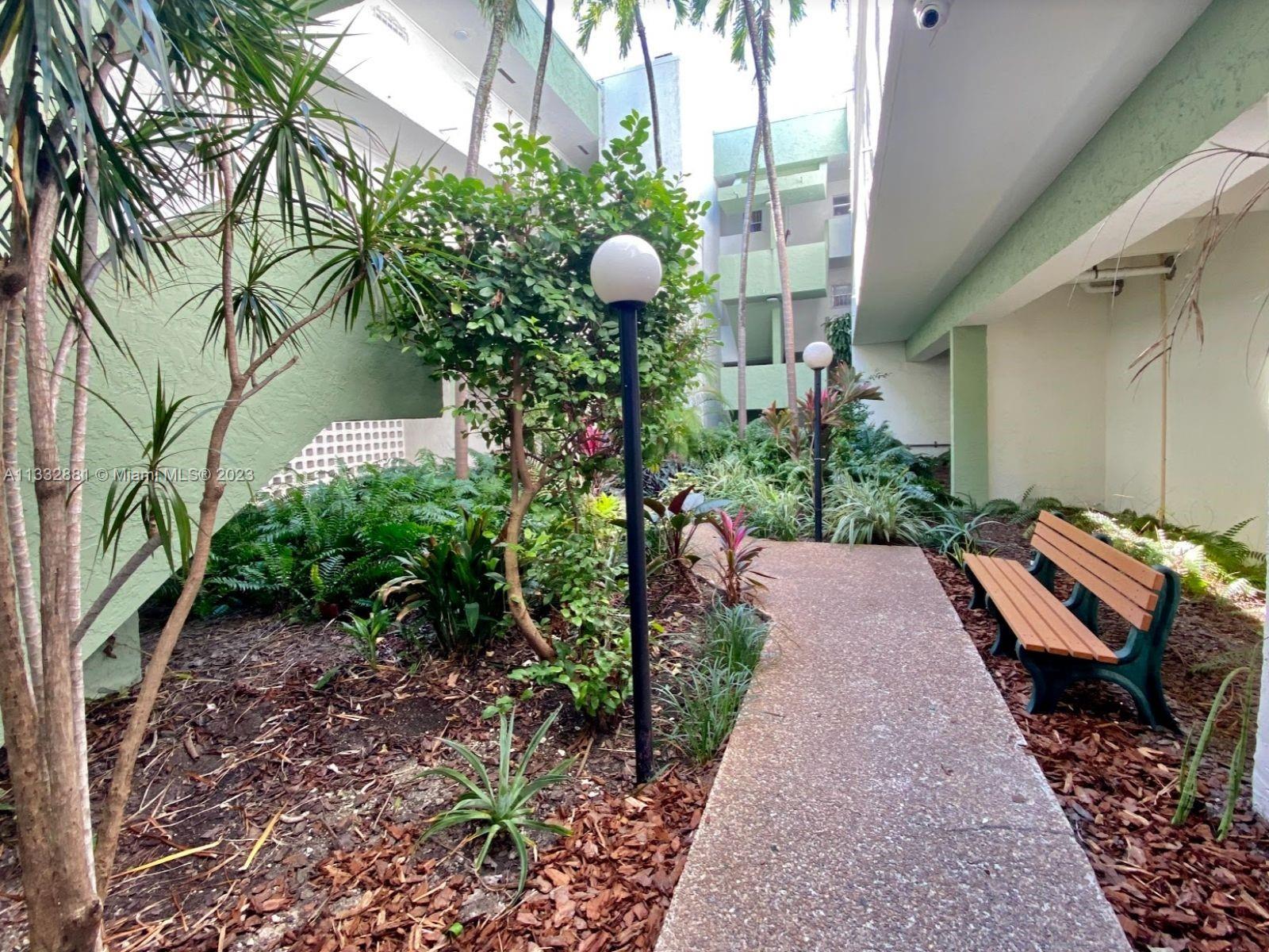 Listing Photo 18