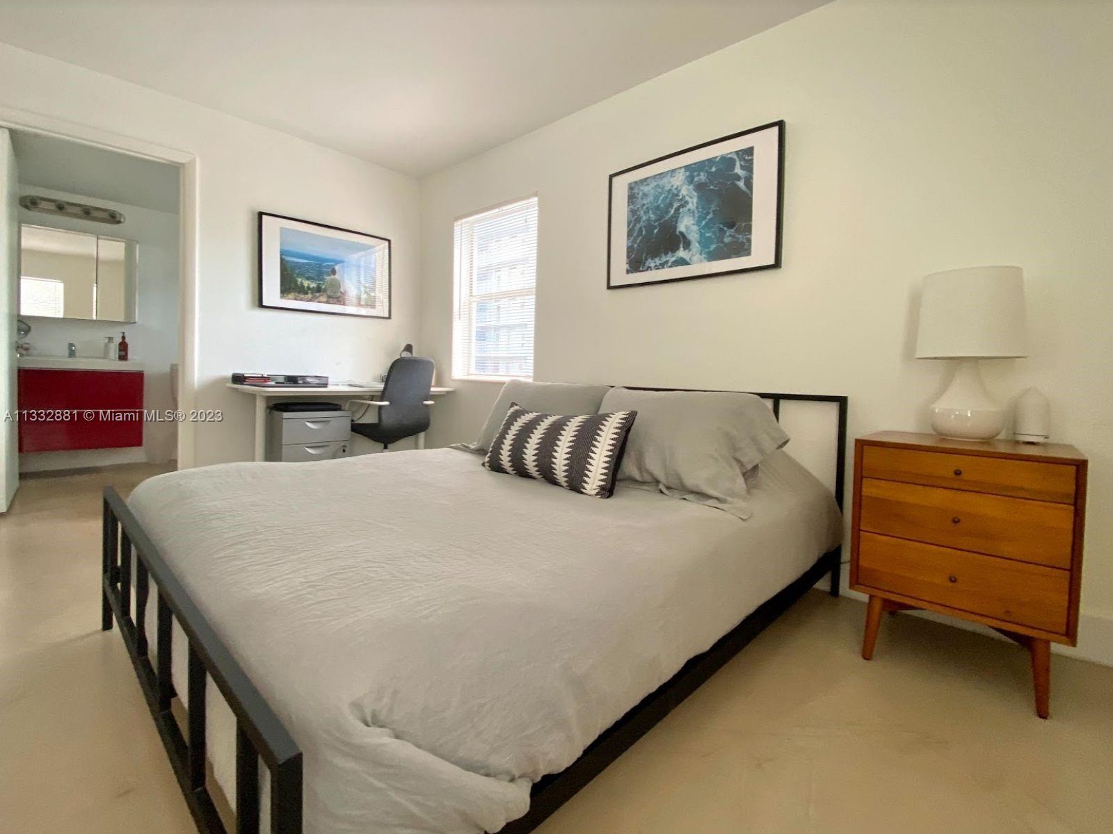 Listing Photo 8
