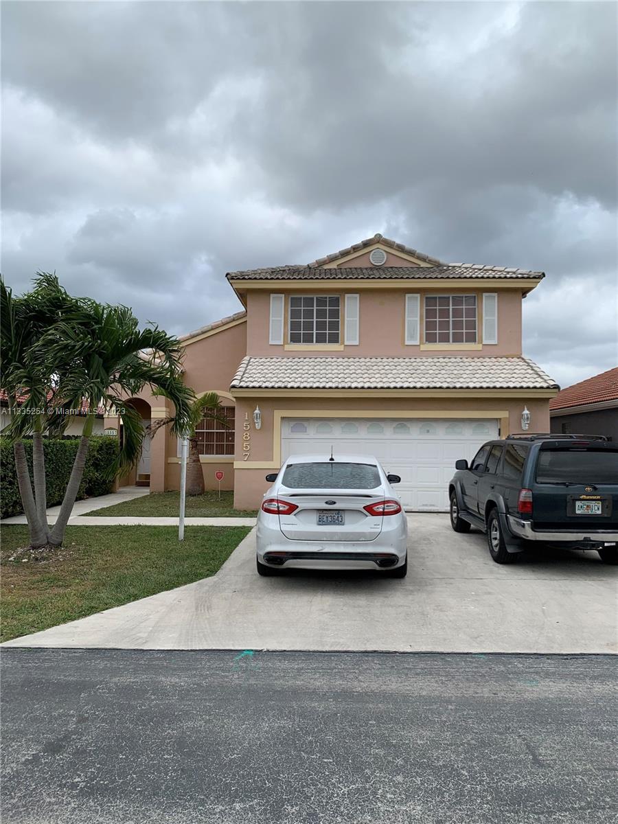 Photo 1 of 15857 85th Ln in Miami - MLS A11335254